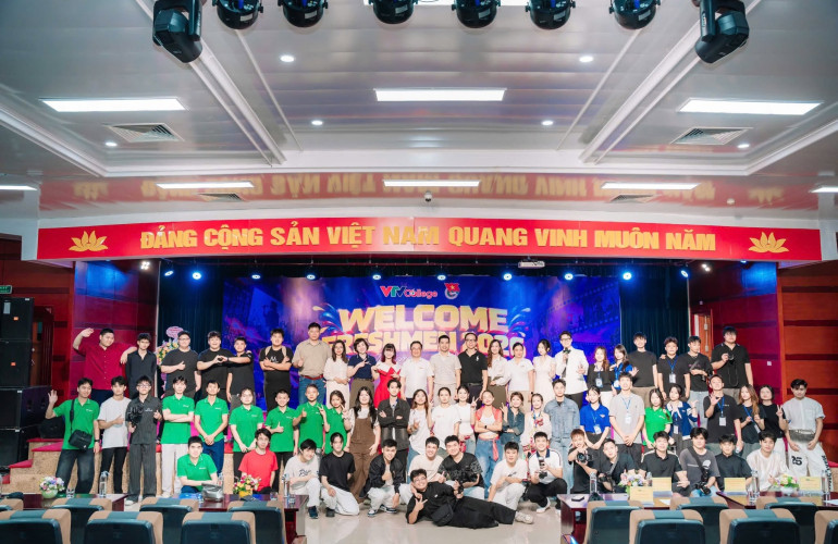 Welcome Freshmen 2026: Sôi nổi đêm hội “Hòa nhịp cùng VTVCollege” chào đón tân sinh viên khóa 22