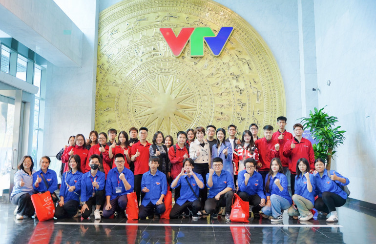Cán bộ, giảng viên, sinh viên VTV College hưởng ứng ngày Hội hiến máu “Giọt hồng VTV”